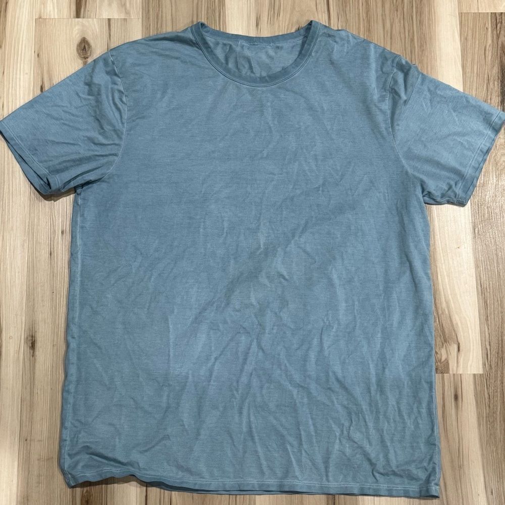 Lululemon Blue Short Sleeve Shirt Men’s XL